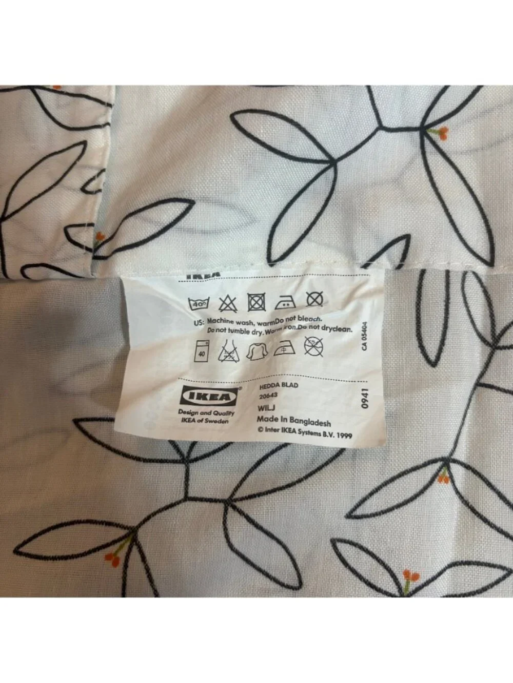 IKEA HEDDA BLAD Curtain - White with Black Botanical Line Art